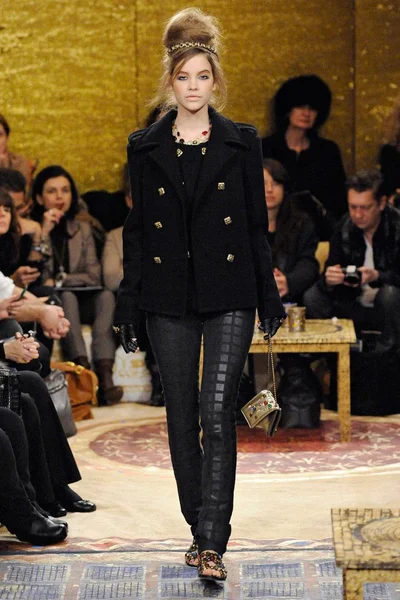 Look 1